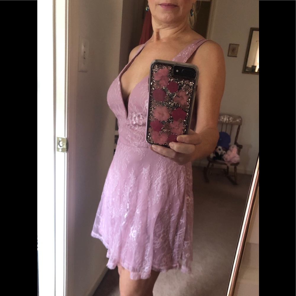 💜. Lulus Date Night Party Dress!